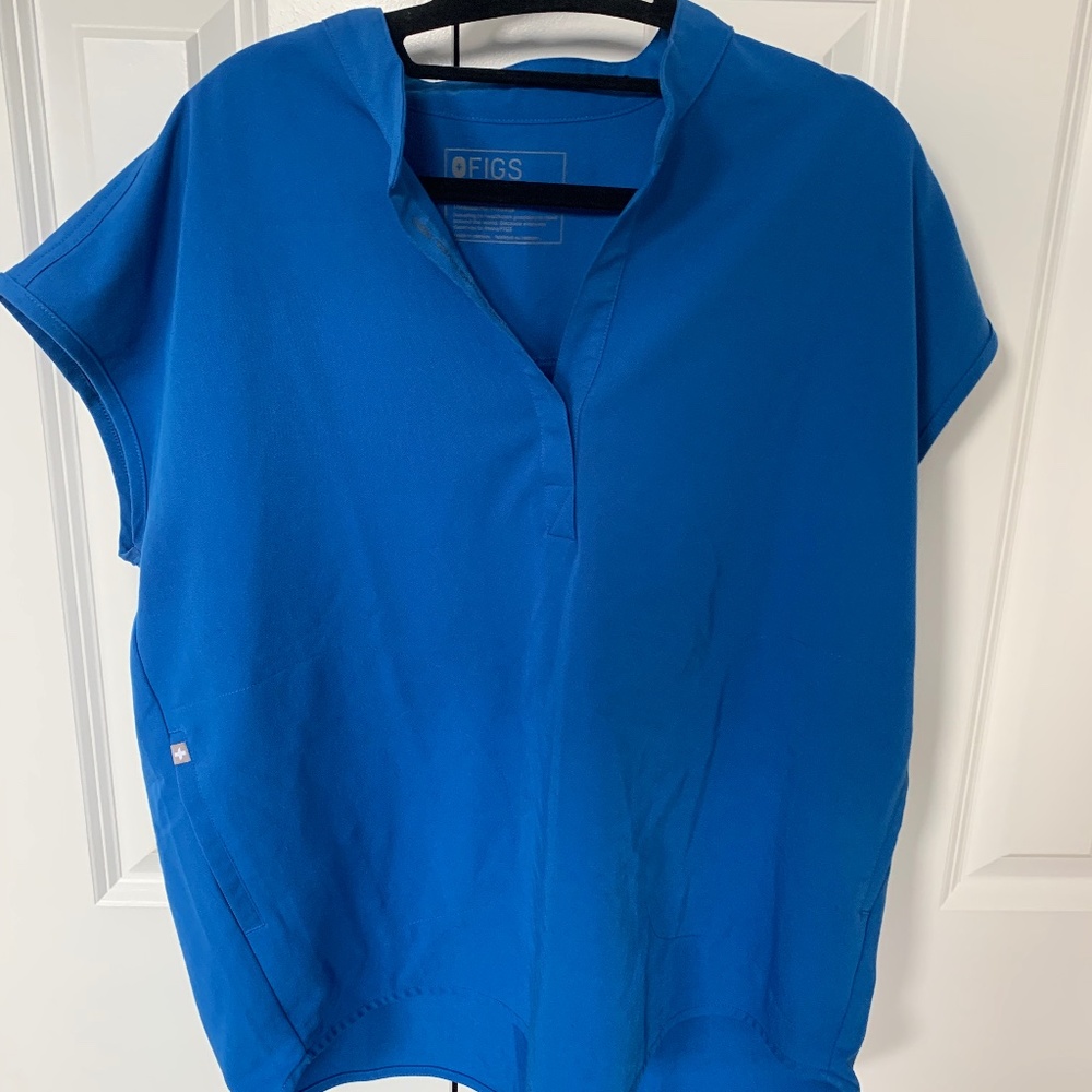 FIGS Scrub Top, Technical Collection, Royal Blue, Size (M)
